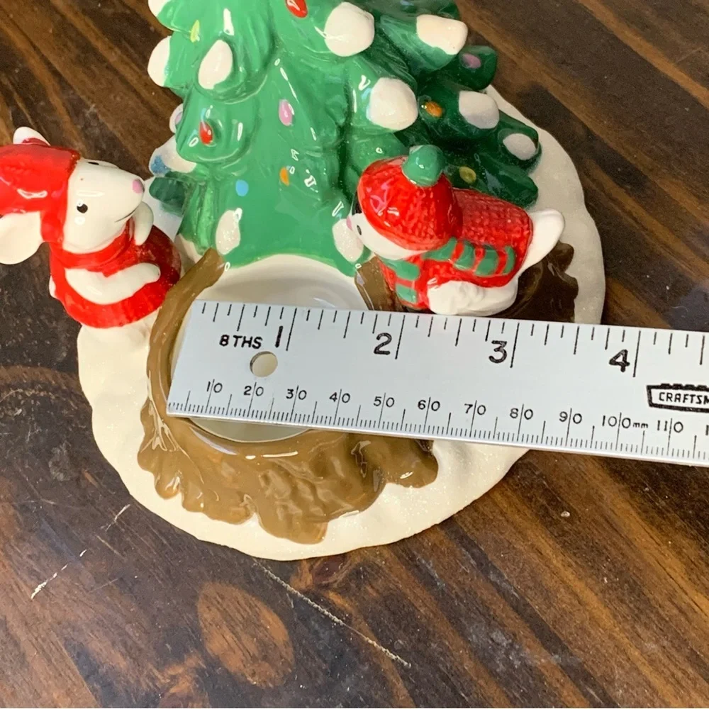 Partylite Festive Merry Mouse‎ Tealite Holder.